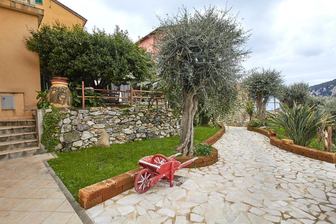 Appartamento Ulivo Finale Ligure Exterior foto